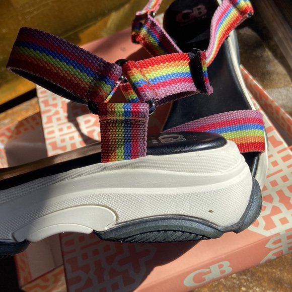 Gianni Bini Straight-Fire Rainbow 8.5 2” 🌈 - Picture 7 of 9